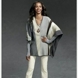 Cabi Poncho Style Top Size Small